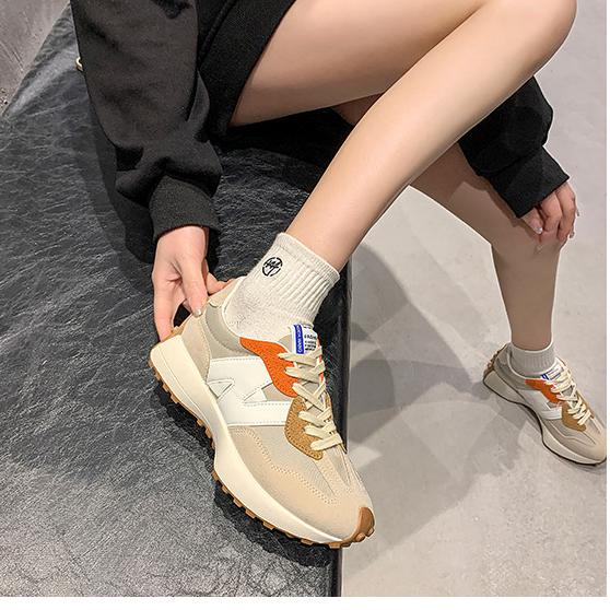 Mia | Wygodne Damskie Sneakersy w Sportowym Stylu 2